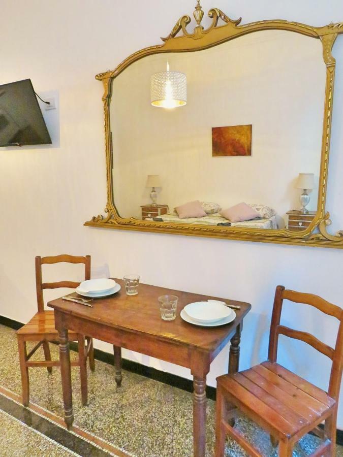 Central Chic Apartment Γένοβα Εξωτερικό φωτογραφία