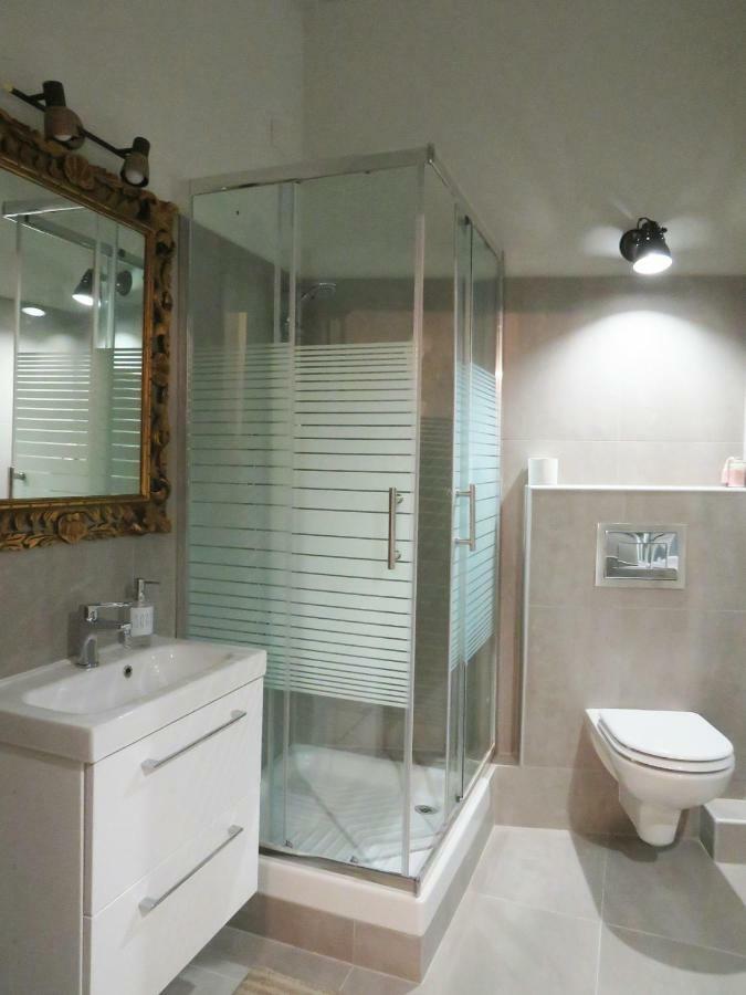 Central Chic Apartment Γένοβα Εξωτερικό φωτογραφία